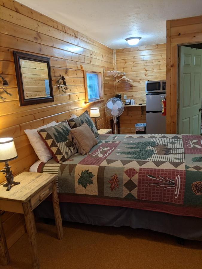 9 Bar W Cabins West Yellowstone Εξωτερικό φωτογραφία
