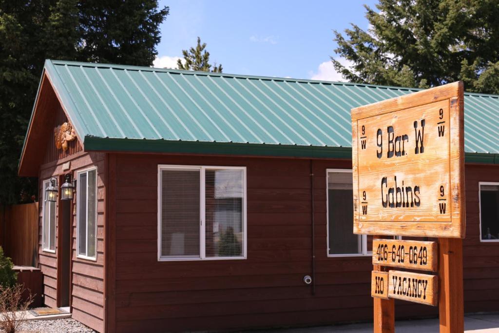 9 Bar W Cabins West Yellowstone Εξωτερικό φωτογραφία